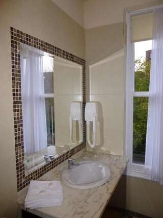 Отель Harcourt Hotel Дублин Двухместный номер с 2 отдельными кроватями (Максимальное размещение: 2 человека)-4